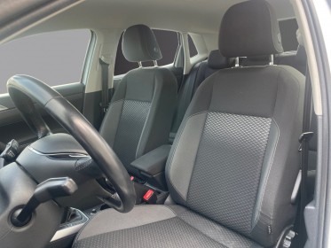 Volkswagen polo 1.0 tsi 95 ch bvm5 active entretien vw royan / garanti 12 mois occasion simplicicar royan simplicicar...