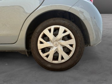 Toyota yaris  my19 hybride 100h france 1ère main faible kilométrage clim auto bizone garantie 12mois occasion simplicicar...