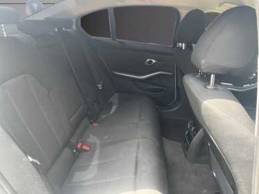 Bmw serie 3 g20 318d 150 ch bva8 business design - suivi bmw complet - attelage garantie 12 mois occasion simplicicar lyon...