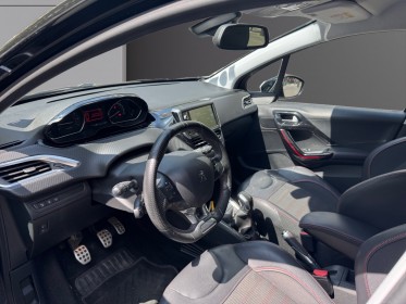 Peugeot 208 1.2 puretech 110ch ss bvm5 gt line/ courroie change / radar de recul / garantie 12 mois occasion paris 17ème...