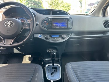Toyota yaris hybride lca 2016 100h collection, garantie 12 mois, suivie toyota, caméra de recul, gps occasion simplicicar...