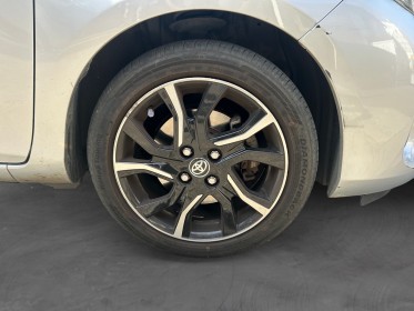 Toyota yaris hybride lca 2016 100h collection, garantie 12 mois, suivie toyota, caméra de recul, gps occasion simplicicar...