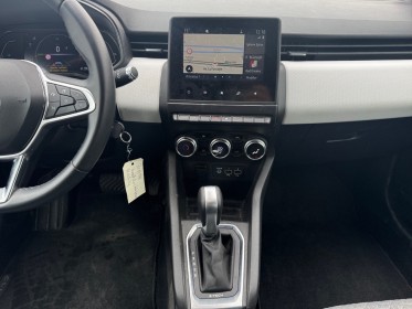 Renault clio v e-tech 140 ch limited hybrid carplay boite auto occasion champigny-sur-marne (94) simplicicar simplicibike...