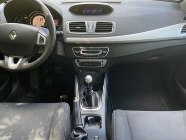 Renault megane iii berline dci 130 fap energy eco2 dynamique occasion simplicicar coeur d'yvelines - auto expo 78 simplicicar...