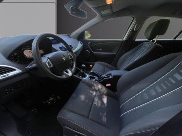 Renault megane iii berline dci 130 fap energy eco2 dynamique occasion simplicicar coeur d'yvelines - auto expo 78 simplicicar...
