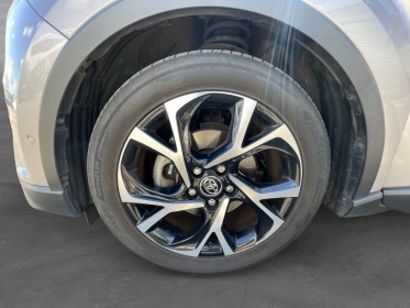 Toyota c-hr hybride 122h graphic entretien toyota garantie 24 mois occasion simplicicar meaux simplicicar simplicibike france