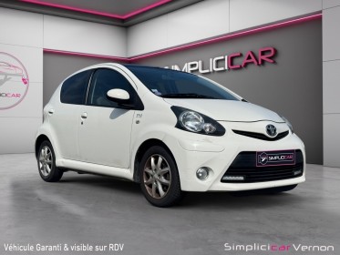 Toyota aygo mc2 2014 1.0 vvt-i style edition  garantie 12 mois occasion simplicicar vernon simplicicar simplicibike france