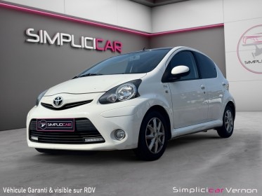 Toyota aygo mc2 2014 1.0 vvt-i style edition  garantie 12 mois occasion simplicicar vernon simplicicar simplicibike france