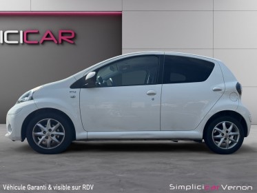 Toyota aygo mc2 2014 1.0 vvt-i style edition  garantie 12 mois occasion simplicicar vernon simplicicar simplicibike france