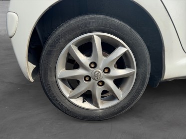 Toyota aygo mc2 2014 1.0 vvt-i style edition  garantie 12 mois occasion simplicicar vernon simplicicar simplicibike france