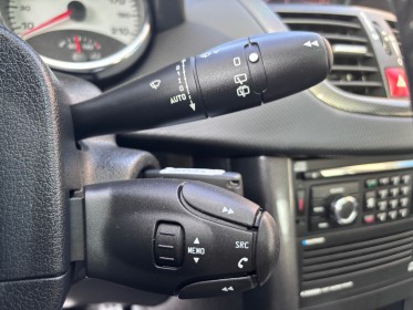 Peugeot 207 1.6 vti 16v 120ch féline - boîte automatique toit panoramique occasion simplicicar lagny  simplicicar...