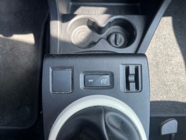 Renault twingo iii 1.0 sce 70 zen/entretien renault/1ere mains occasion simplicicar salon de provence simplicicar...