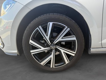 Volkswagen polo 1.0 tsi 95 ss dsg7 r-line toit ouvrant iq light garantie constructeur occasion simplicicar toulon est...