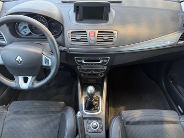 Renault megane iii coupe dci 130 fap eco2 garantie 12 mois occasion simplicicar toulon est simplicicar simplicibike france
