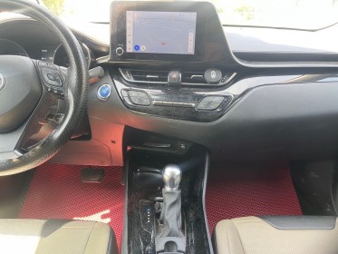 Toyota c-hr hybride my23 122cv/collection/carplay/camera/sieges et volant chauffant/garantie 2026..... occasion simplicicar...