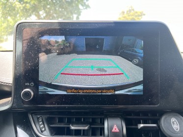 Toyota c-hr hybride my23 122cv/collection/carplay/camera/sieges et volant chauffant/garantie 2026..... occasion simplicicar...