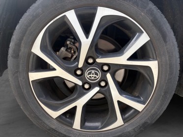Toyota c-hr 1.2t 2wd graphic occasion simplicicar lyon nord  simplicicar simplicibike france