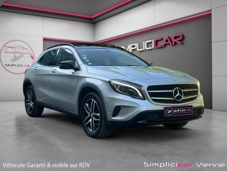 Mercedes classe gla 220 cdi 4-matic 7-g - garantie 12 mois occasion simplicicar vienne simplicicar simplicibike france