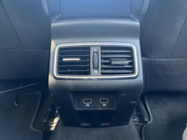 Renault megane iv berline e-tech plug-in hybride 160 bva / carplay / entretien a jour occasion simplicicar salon de provence...