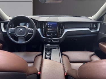 Volvo xc60 business t8 twin engine 30387 ch geartronic 8 business executive / toit ouvrant panoramique / interieur cuir /...