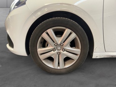 Peugeot 208 1.2 82ch bvm5 finition style première main camera de recul garantie 12 mois occasion simplicicar saint-jean...