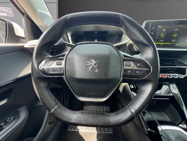Peugeot 208 bluehdi 100ch ss bvm5 allure occasion avignon (84) simplicicar simplicibike france