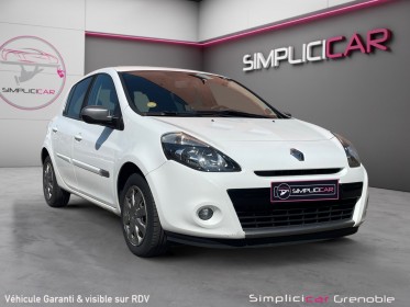 Renault clio iii dci 85 98g eco2 nightday euro 4 occasion simplicicar grenoble simplicicar simplicibike france
