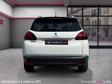 Peugeot 2008 bluehdi 100ch ss bvm5 signature occasion simplicicar lille  simplicicar simplicibike france
