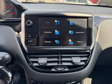 Peugeot 2008 bluehdi 100ch ss bvm5 signature occasion simplicicar lille  simplicicar simplicibike france