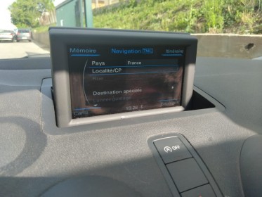 Audi a1 a1 1.6 tdi 90 ambition luxe toit ouvrant - garantie 12 mois occasion parc voitures beauvais simplicicar simplicibike...