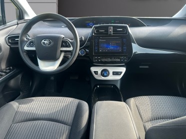 Toyota prius business 136h dynamic business garantie 12 mois occasion simplicicar villebon-sur-yvette simplicicar...