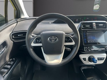 Toyota prius business 136h dynamic business garantie 12 mois occasion simplicicar villebon-sur-yvette simplicicar...