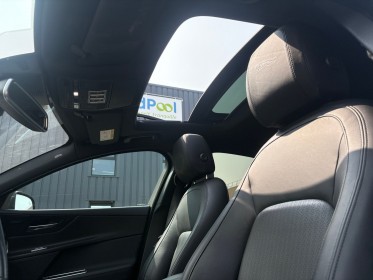 Jaguar xe 180 cv portfolio full option / sieges ventiles / car play et android / affichage tete haute occasion simplicicar...