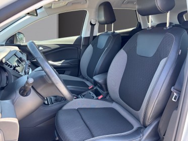 Opel grandland x 1.5 diesel 130 ch design line avec attelage garantie 12 mois occasion scl 56 - simplicicar vannes...