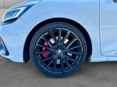 Renault clio iv 1.6 turbo 220 edc rs trophy occasion simplicicar besanÇon simplicicar simplicibike france