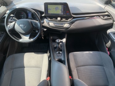 Toyota c-hr 1.2t 2wd dynamic / caméra de recul / gps / garantie 12 mois occasion simplicicar perpignan  simplicicar...