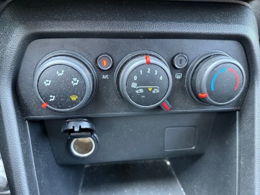 Dacia sandero sce 65 - 22 confort / garantie 12mois / premiere main / entretien dacia / carplay / camera de recul / faible......