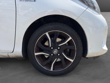 Toyota yaris hybride lca 2016 100h dynamic, garantie 12mois, suivie toyota, caméra de recul occasion simplicicar villejuif ...