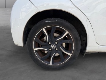 Toyota yaris hybride lca 2016 100h dynamic, garantie 12mois, suivie toyota, caméra de recul occasion simplicicar villejuif ...