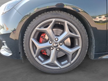 Ford focus 2.0 ecoboost 250 ss st occasion simplicicar velay simplicicar simplicibike france
