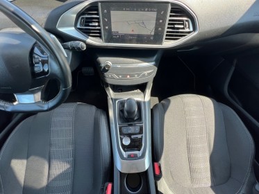 Peugeot 308 bluehdi 130ch ss eat8 allure occasion avignon (84) simplicicar simplicibike france