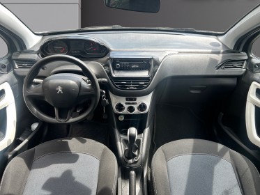 Peugeot 208 1.2 puretech 68ch bvm5 like garantie 12 mois, line asist, bluetooth occasion simplicicar villejuif  simplicicar...