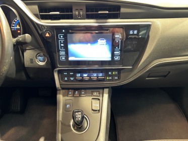 Toyota auris hybride 136h executive keyless sièges chauffants caméra garantie 12 mois occasion simplicicar narbonne...