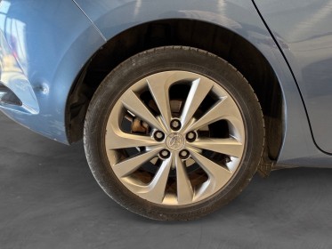 Toyota auris hybride 136h executive keyless sièges chauffants caméra garantie 12 mois occasion simplicicar narbonne...