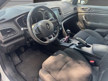 Renault megane iv berline business tce 100 energy business - garantie 12 mois occasion simplicicar nimes - rb auto...