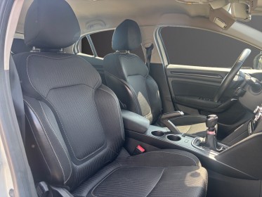 Renault megane iv berline business tce 100 energy business - garantie 12 mois occasion simplicicar nimes - rb auto...
