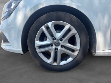 Renault megane iv berline business tce 100 energy business - garantie 12 mois occasion simplicicar nimes - rb auto...