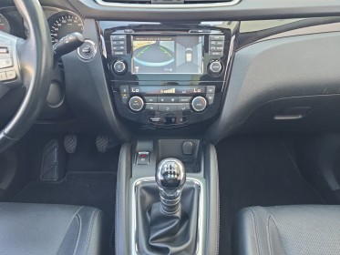Nissan qashqai 1.5 dci 110 tekna 2x4 toit pano sièges chauffants garantie 12 mois occasion simplicicar vichy simplicicar...