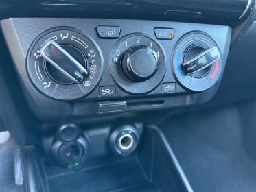 Suzuki swift 1.2 dualjet privilège - garantie 12mois - historique d'entretien - carplay - climatisation - ideale jeune...