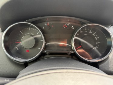 Peugeot 5008 business 1.6 hdi 112ch fap bvm6 business pack 7pl occasion simplicicar st-maximin simplicicar simplicibike france
